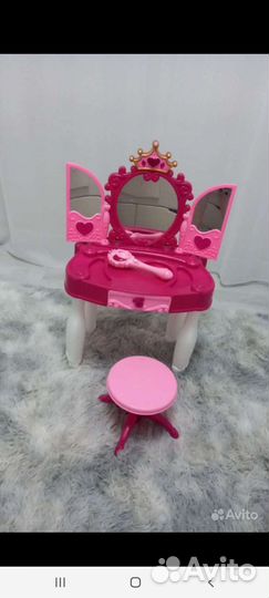 Туалетный столик