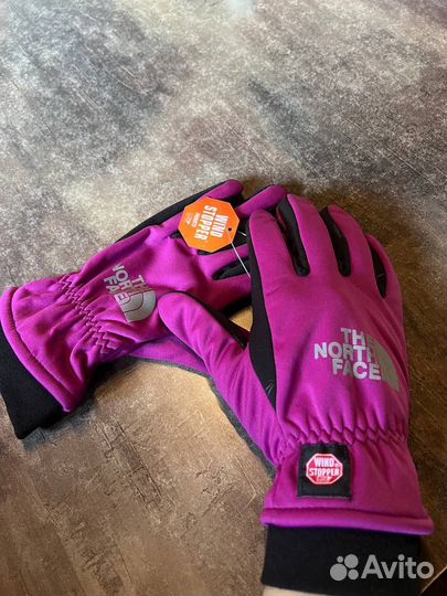 Женские перчатки TNF