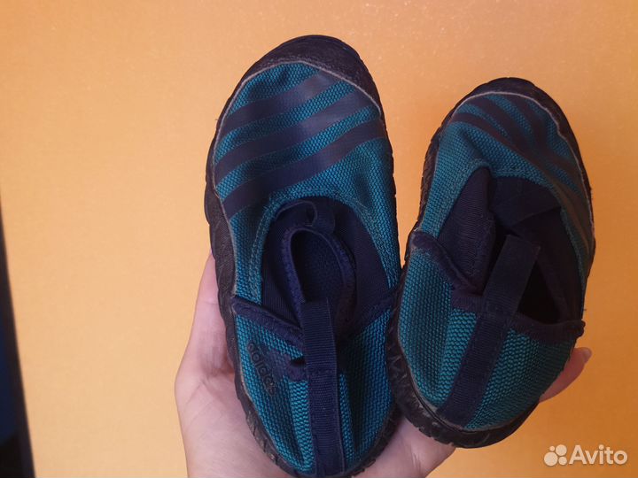 Тапки скалолазки adidas