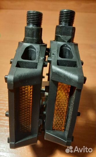 Педали для велосипеда