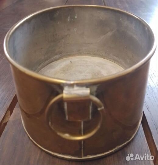 Старинная латунная ёмкость