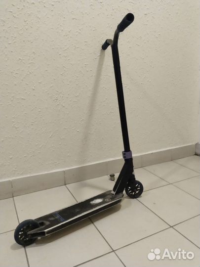 Трюковой самокат парк