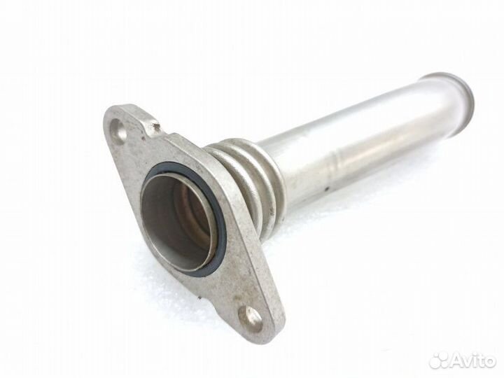 Трубка системы охлаждения Opel Astra H 1.8 2008