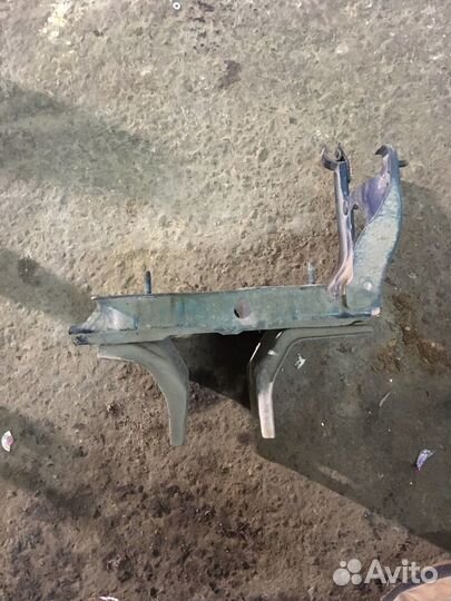 Chevrolet lacetti Корпус АКБ