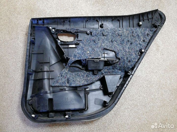 Toyota Corolla Е180 Обшивка двери задняя левая