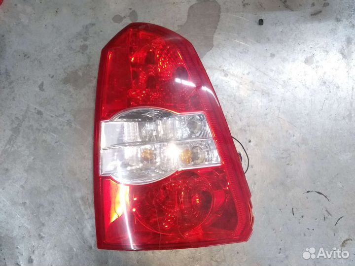 Задний правый фонарь Лачетти универсал