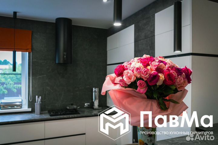 Кухонные гарнитуры гладкие 115*321