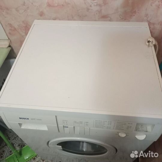 Стиральная машина Bosch WFF 1200
