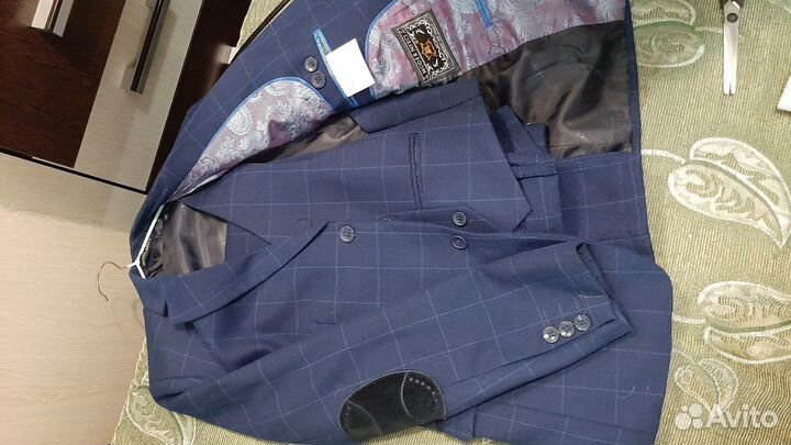 Костюм тройка на мальчика