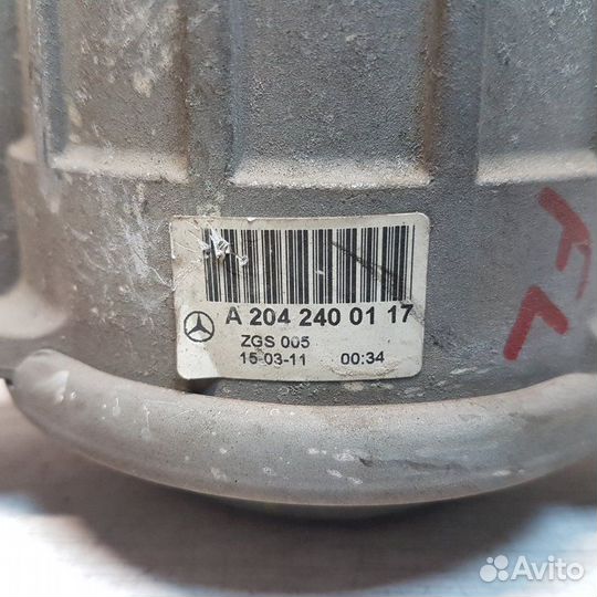 Подушка двигателя левая Mercedes-Benz E-Class W212