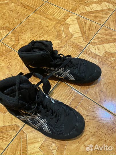 Борцовки asics