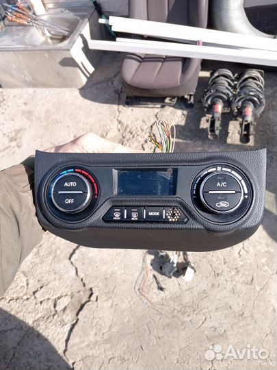 Климат контроль Kia Rio 3