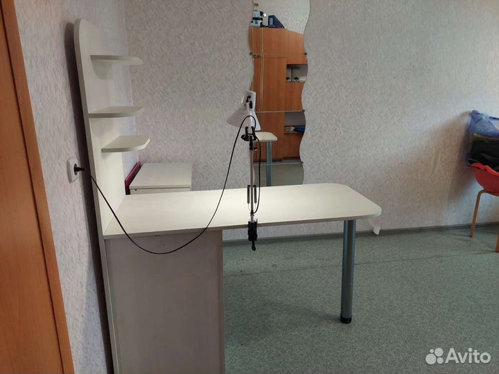 Стол для маникюра