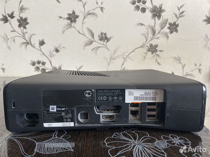 Xbox 360 freeboot + kinect + 2 джойстика