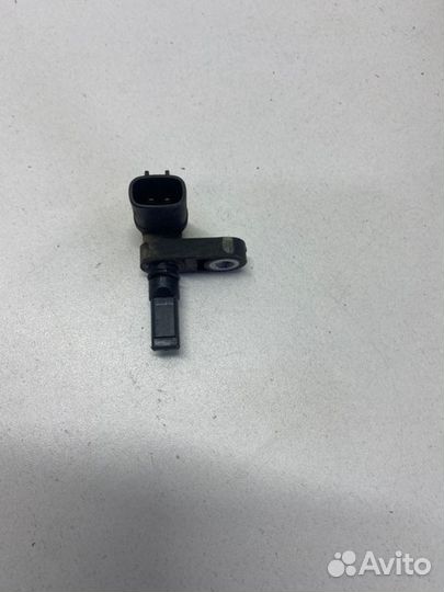 Датчик ABS левый Toyota Land Cruiser 200 2007-2021