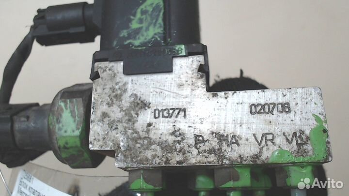 Блок клапанов Mercedes E W211, 2002