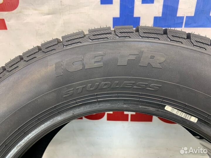 Pirelli Formula Ice FR 215/60 R17 100T