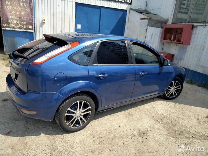 Ford Focus 1.6 МТ, 2008, 290 150 км