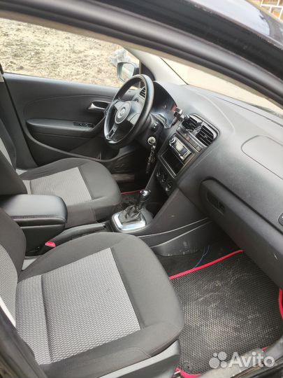 Volkswagen Polo 1.6 AT, 2012, 150 000 км