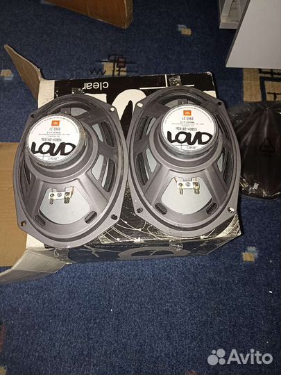 Колонка jbl на Авто