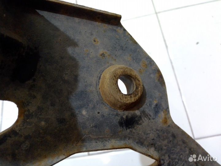 Кронштейн воздушного фильтра (Chery Tiggo 5)