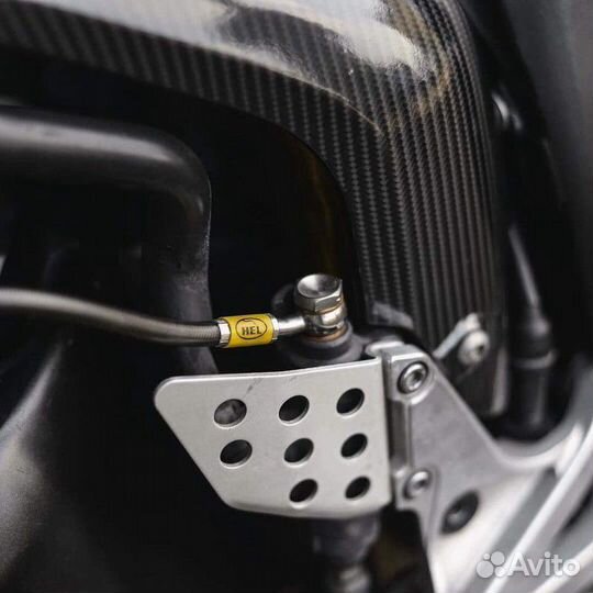 Тормозной шланг армированный