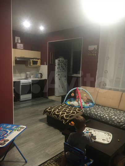 2-к. квартира, 53 м², 3/3 эт.