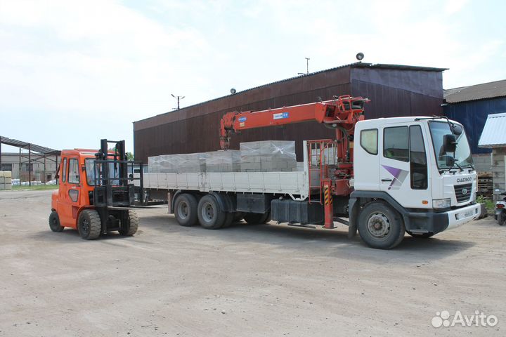 Блоки и полублоки для стройки (керамзитобетонные)