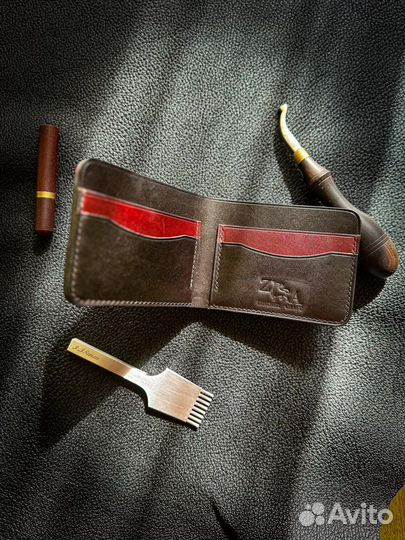 Бифолд колшелек из кожи
