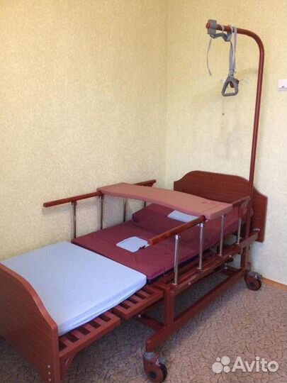 Медицинская кровать для лежачих больных Реmex +wc