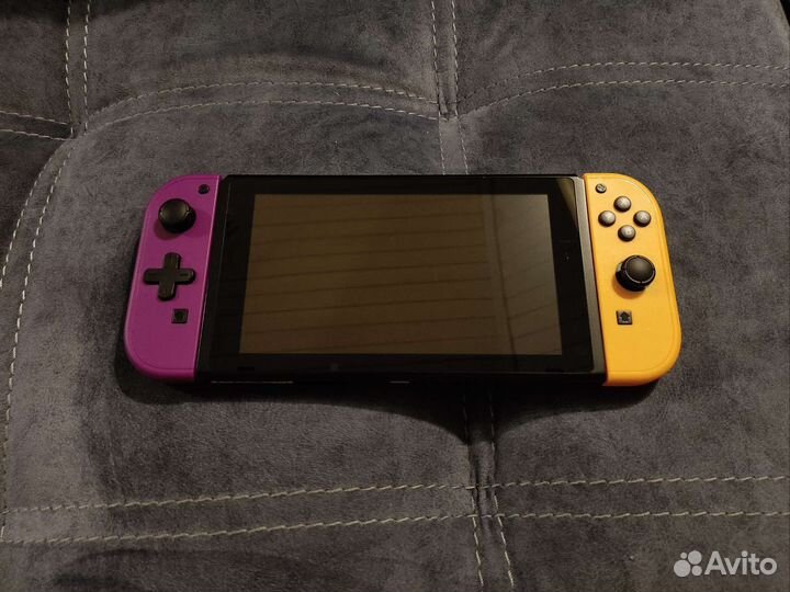 Игровая приставка Nintendo Switch + Zelda + Чехол