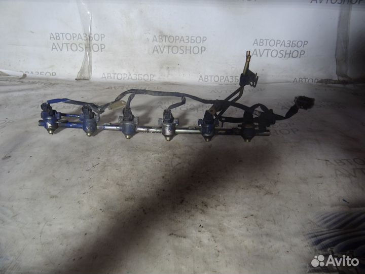 Топливная рейка в сборе Nissan Laurel, HC34, RB25