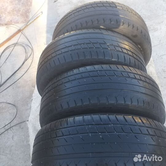 Viatti Strada Asimmetrico 205/55 R16