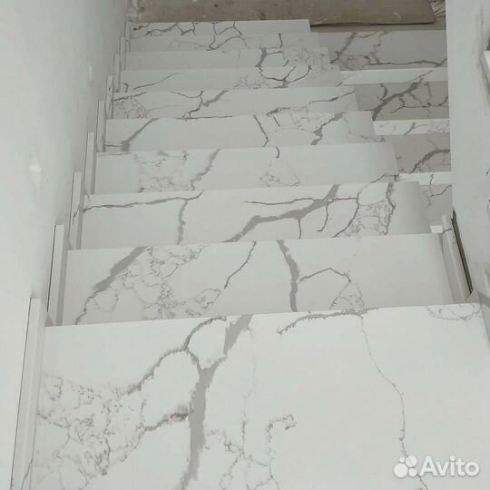 Лестница под мрамор