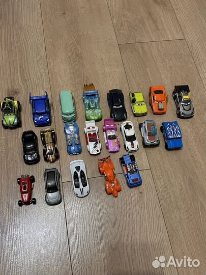 Машинки hot wheels