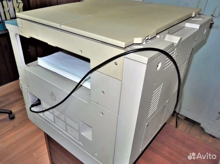 Копировальный аппарат Canon iR 1605