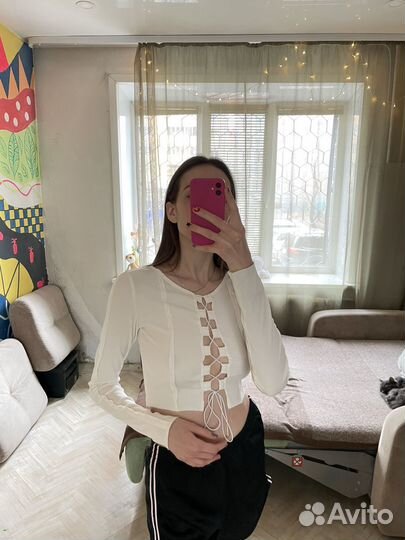 Лонгслив белый в рубчик