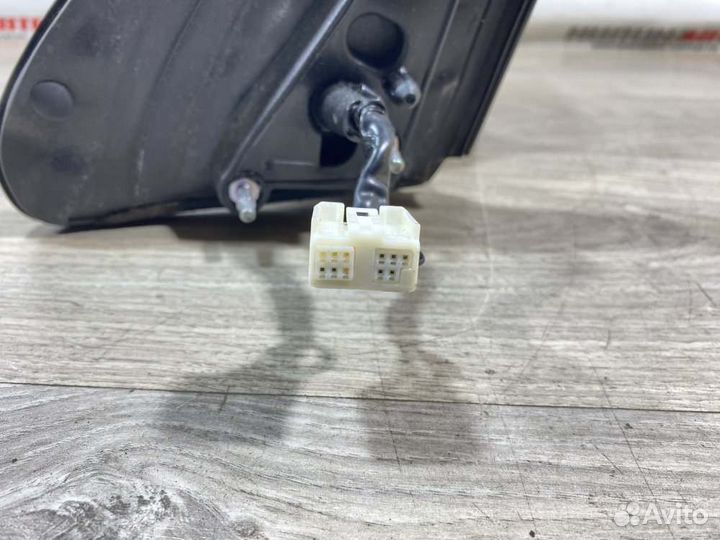 Зеркало правое правое Suzuki Grand Vitara 3