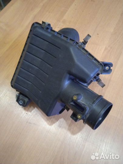 Корпус воздушного фильтра Honda Accord седан 2009