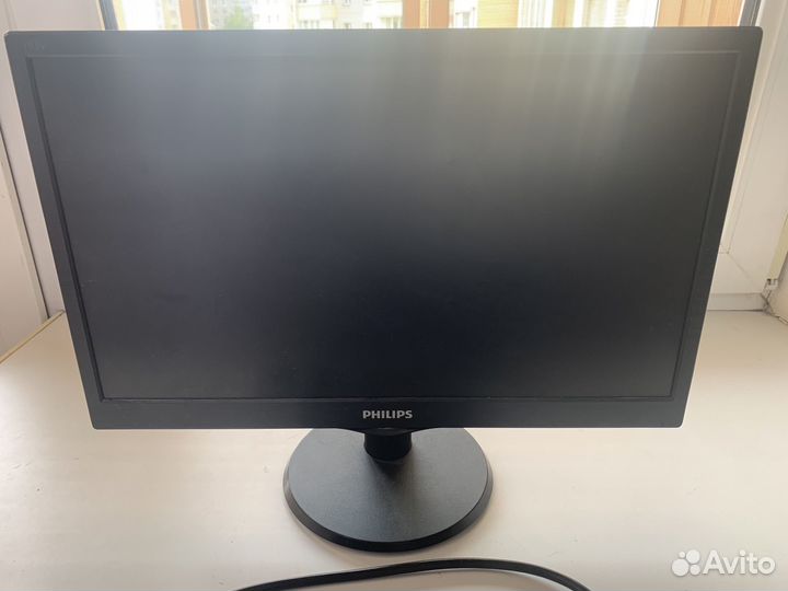 Монитор Philips 19