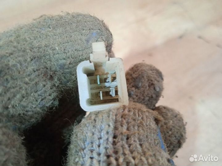 Фара противотуманная передняя левая Kia Rio 4