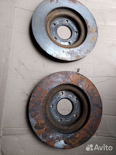 Передние тормозные диски Mitsubishi outlander XL