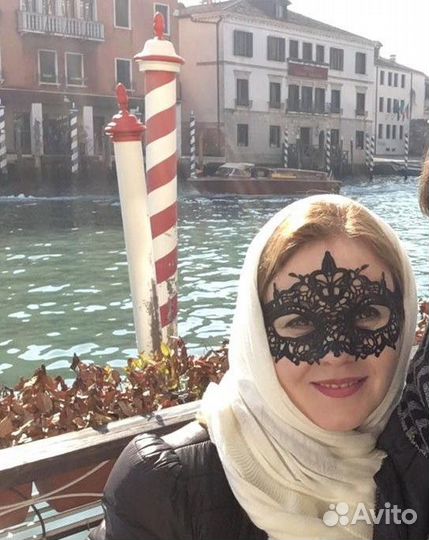 Маска ажурная черная