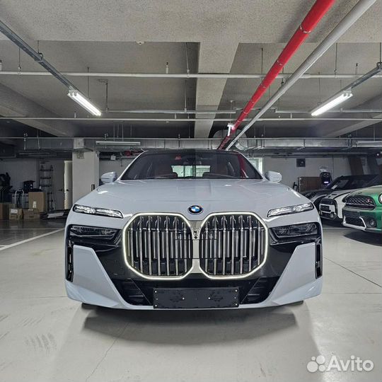 BMW 7 серия 3.0 AT, 2024, 900 км