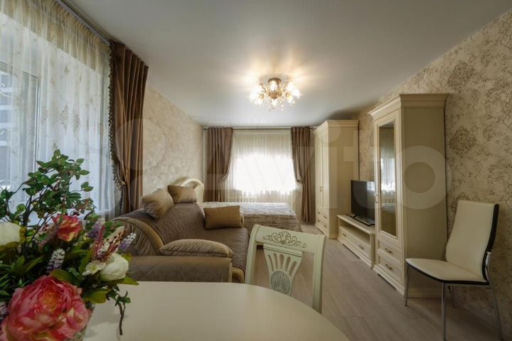 2-к. квартира, 65 м², 1/5 эт.