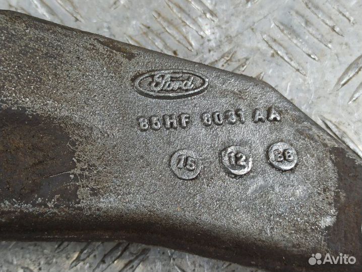 Кронштейн двигателя Ford Scorpio