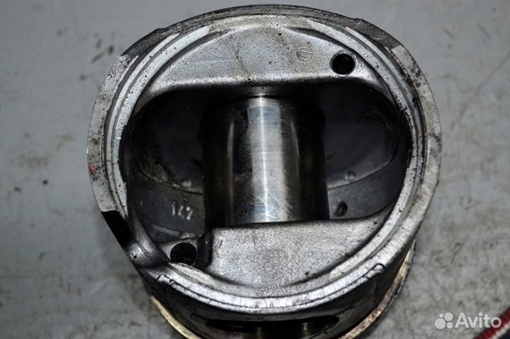 Поршень iveco Stralis (01.02)