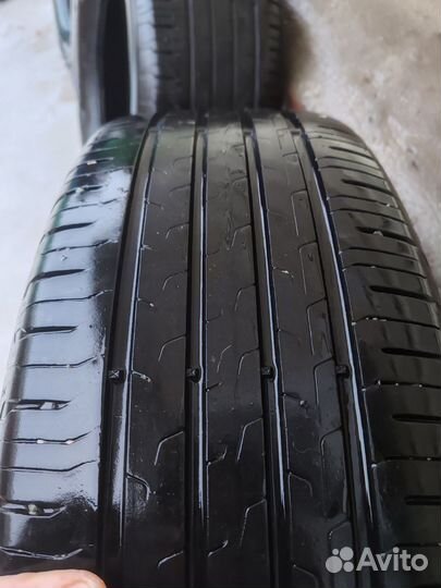 Continental ContiEcoContact 6 215/60 R17