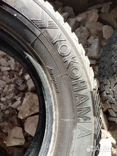 Yokohama BluEarth Winter V905 225/65 R17