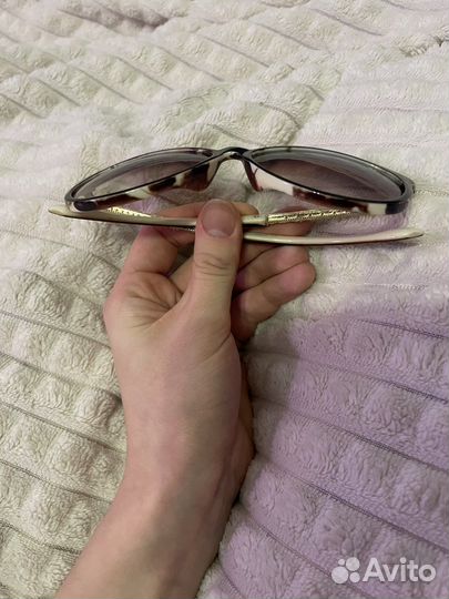 Солнцезащитные очки